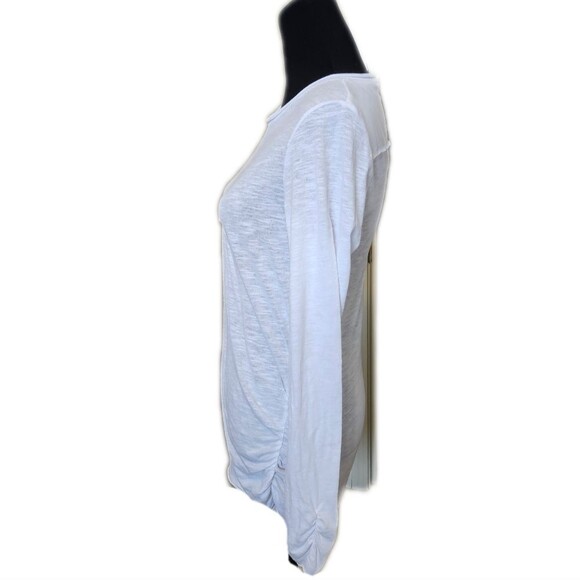 CAbi Style #565 Long Sleeved White Tee T-shirt, Ruched Bust & Sides M - Picture 2 of 5